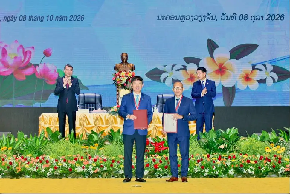 Vietnam Airlines mở tour Đông Dương liên quốc gia