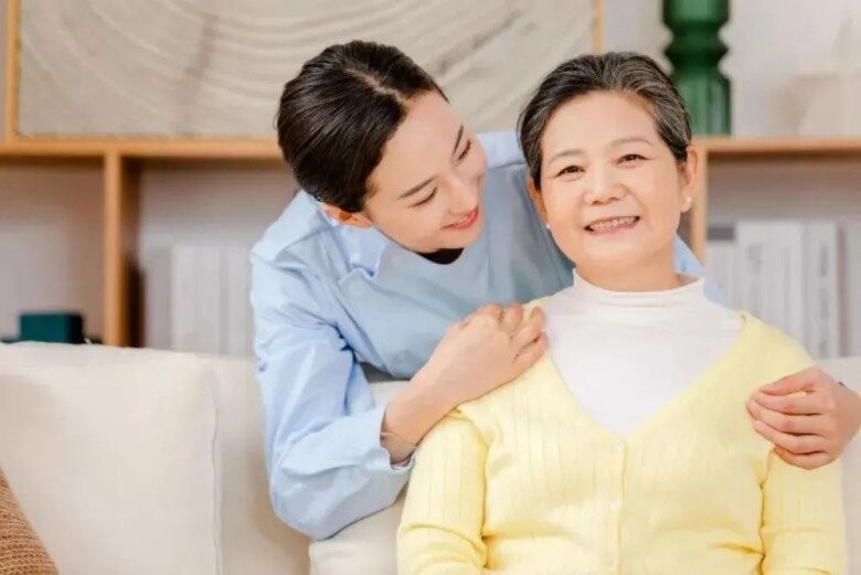 Thiết lập ranh giới lành mạnh với con trưởng thành để giữ bình yên gia đình