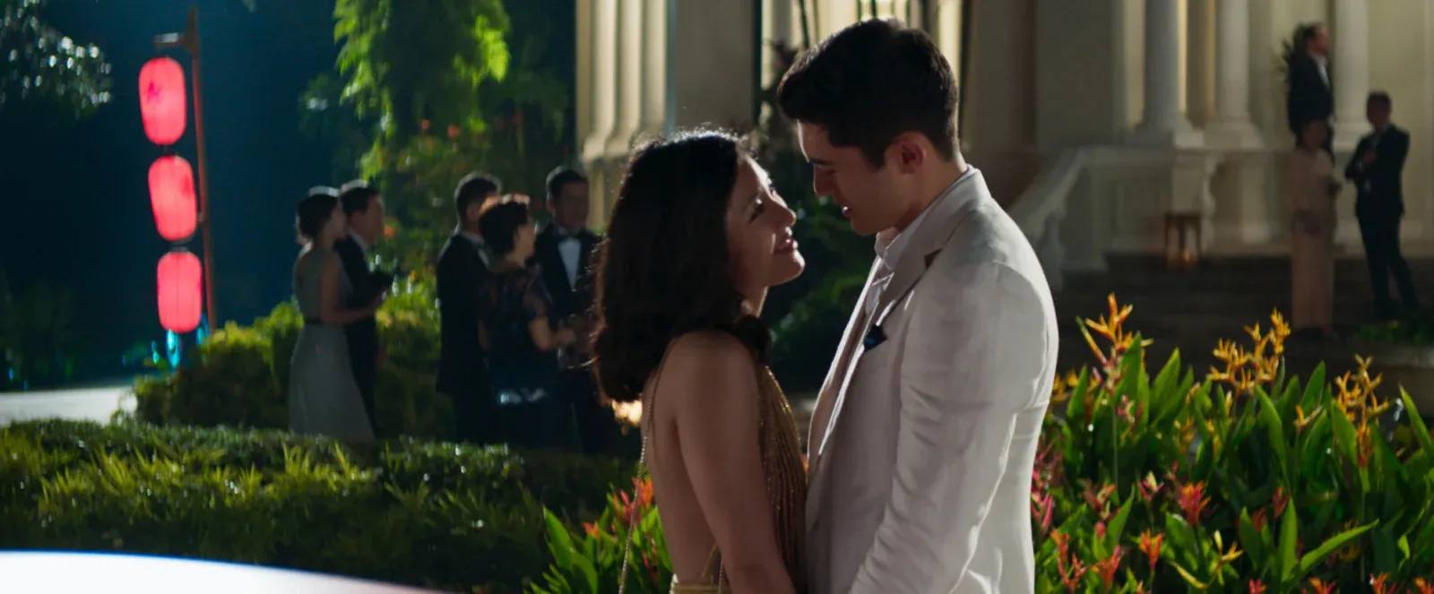 Crazy Rich Asians trở lại trên HBO: Khi phim điện ảnh hóa thành sử thi gia tộc