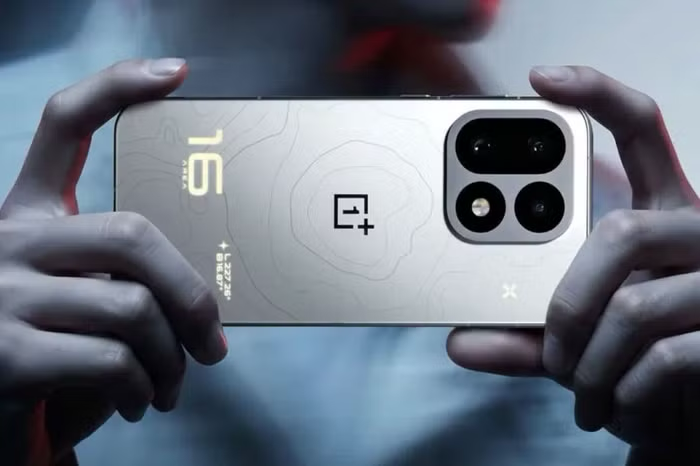 OnePlus 16: có nên nâng cấp từ Galaxy S24 Ultra và iPhone 15 Pro Max?