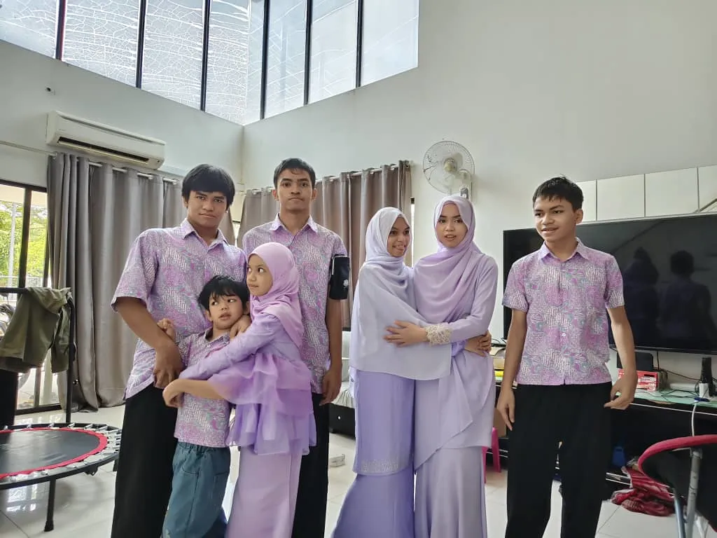 Dari Penafian ke Kekuatan: Kisah Ibu Bapa Membesarkan Lima Anak Autisme