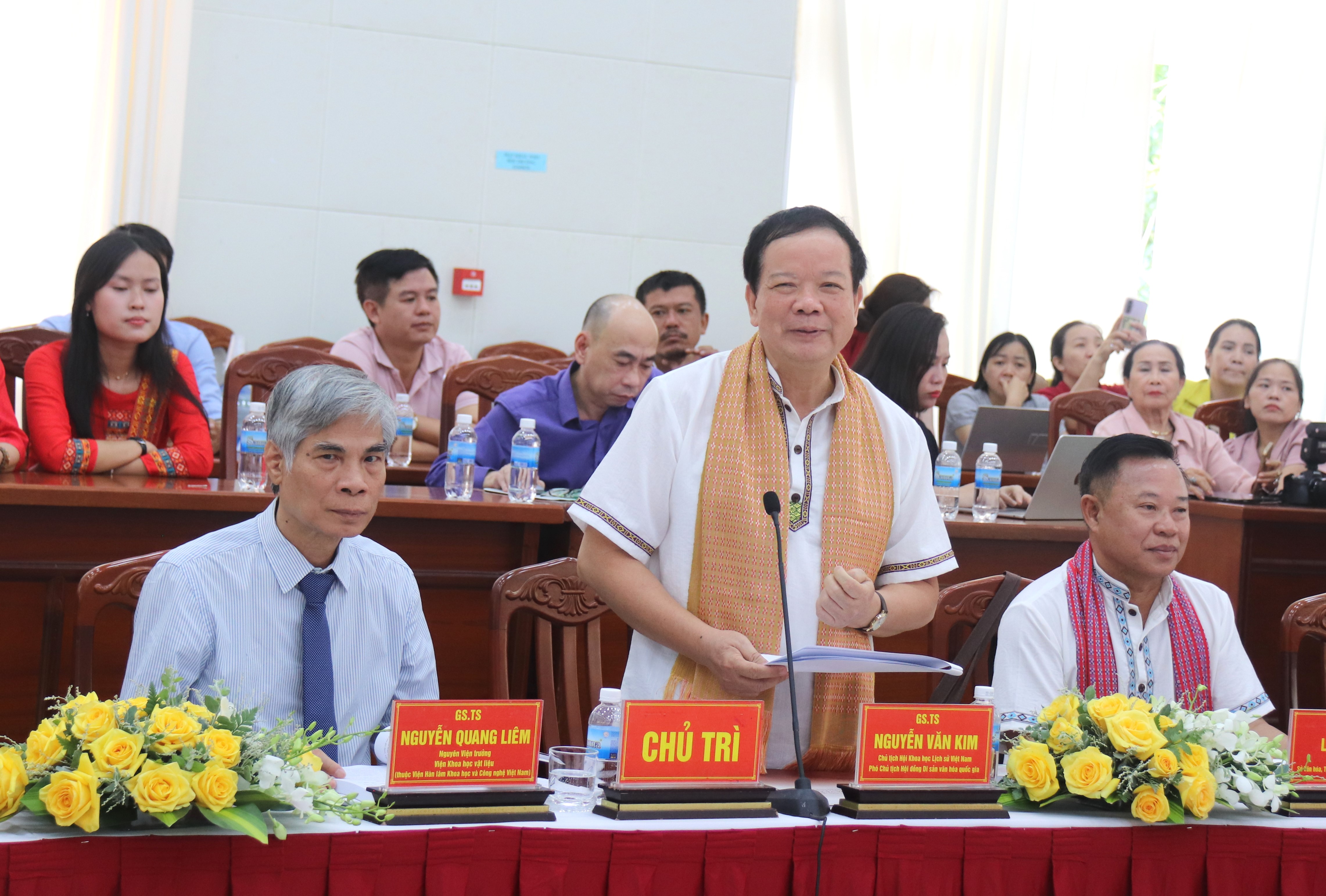 Hội thảo bảo tồn gốm Chăm: Di sản UNESCO phải nuôi được người giữ nghề