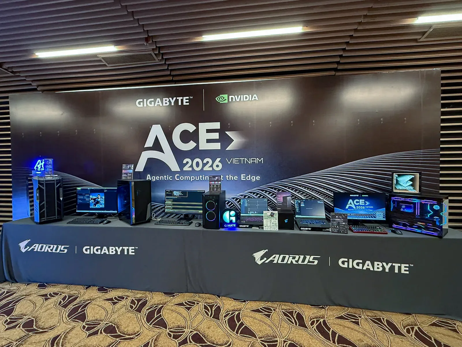 GIGABYTE AI TOP ATOM 64GB: Mở khóa Local AI trên máy tính để bàn