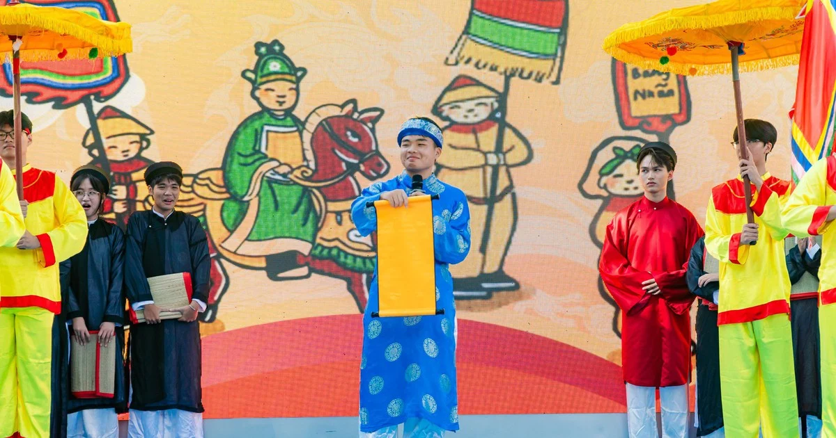 Học sinh tái hiện lịch sử: Ngữ văn bước ra khỏi trang sách