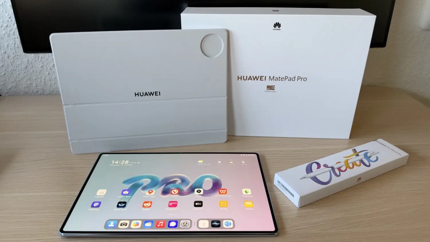 Huawei MatePad Pro 12 OLED: PaperMatte có đủ thay iPad Pro cho dân thiết kế?