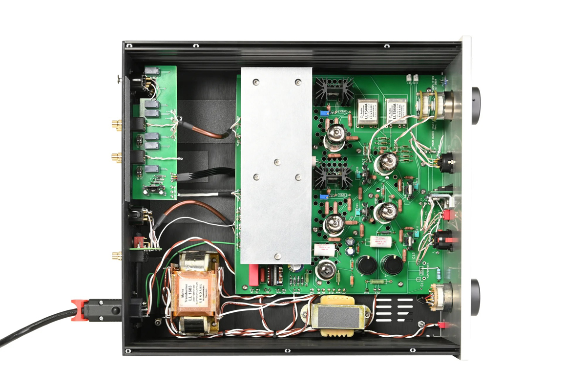 Bộ khuếch đại tai nghe tích hợp DAC cho audiophile desktop