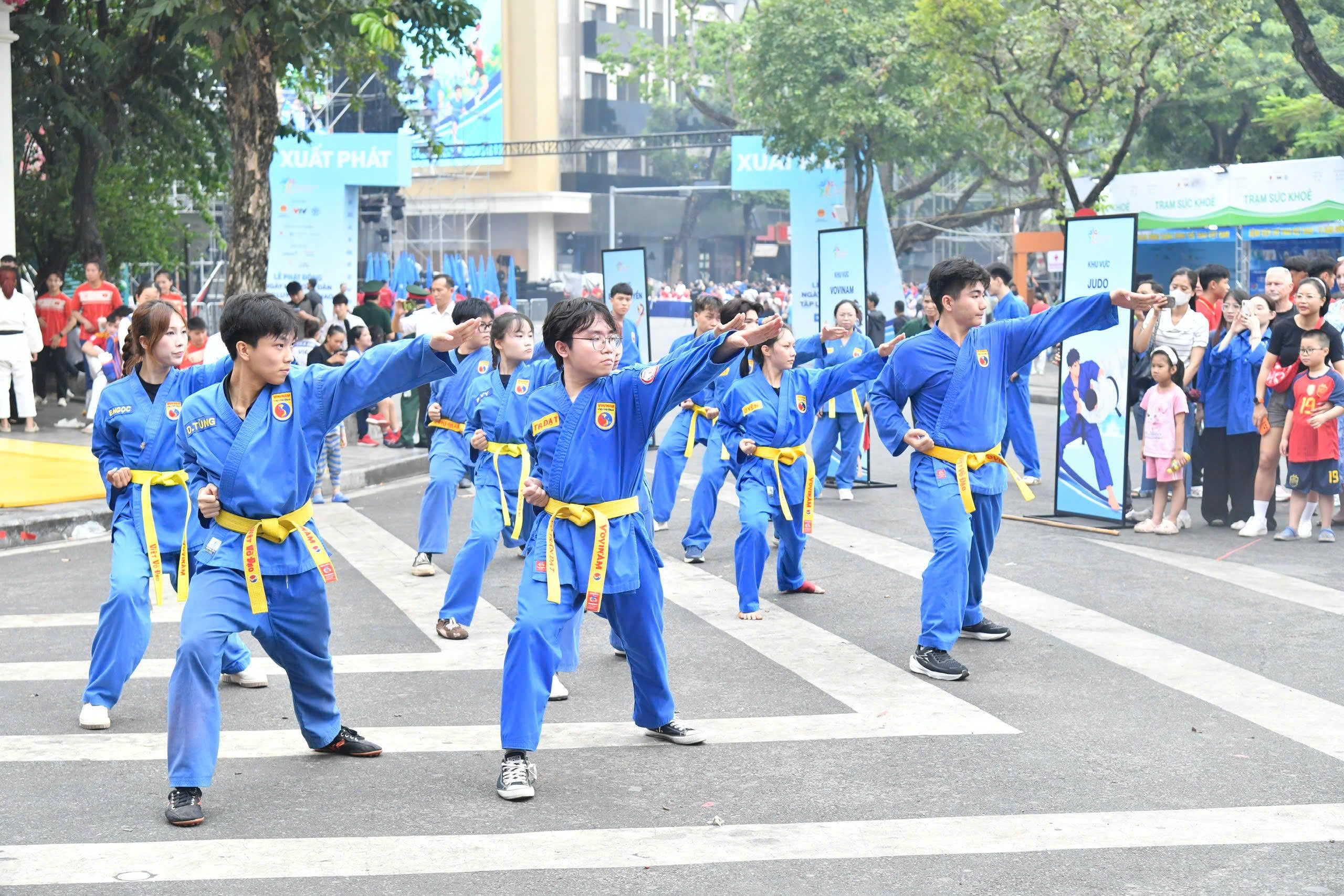 Hơn 232.000 người hưởng ứng phong trào toàn dân tập luyện thể thao