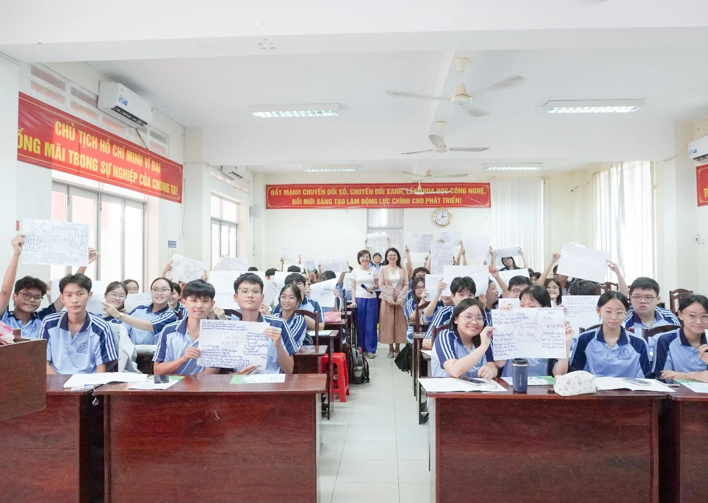 Chương trình S-Career: Doanh nghiệp bước vào lớp học, thị trường lao động bước vào lựa chọn nghề