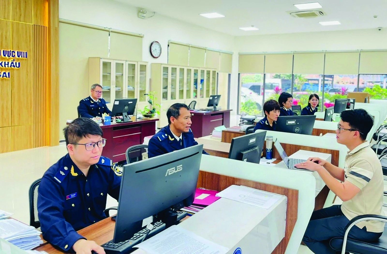 Hải quan thu ngân sách bứt phá nhờ cải cách và chuyển đổi số