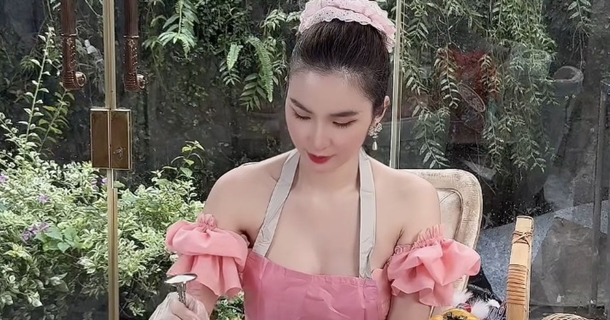 Từ gánh bánh canh đến bếp ngoài trời: sang trọng gặp dân dã