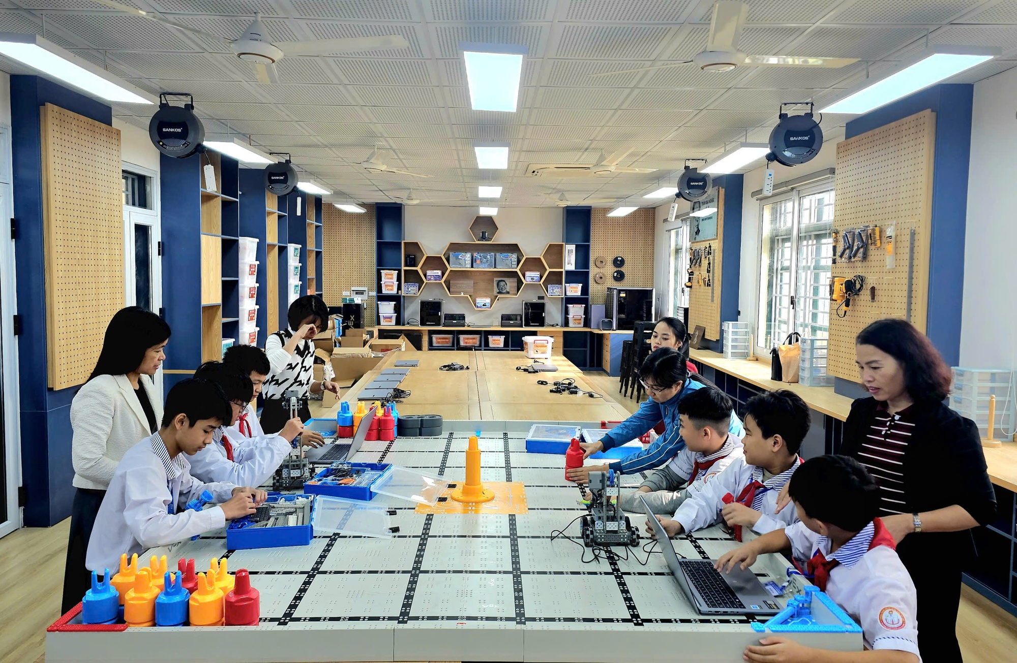 Bộ GD-ĐT nới lỏng quy định STEM để giảm áp lực cho trường học