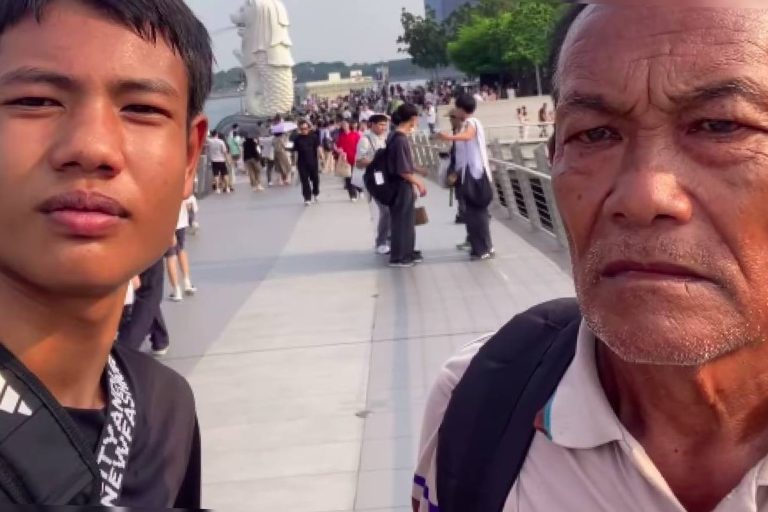 Remaja 16 Tahun Bawa Datuk Mengembara 2,000km Dengan Kereta Api