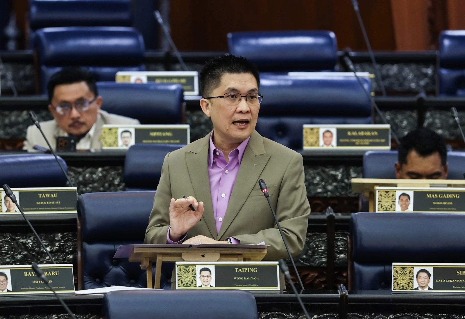 Lebih 3,500 Guru Simpanan Dilantik Tetap: Strategi KPM Tangani Kekosongan