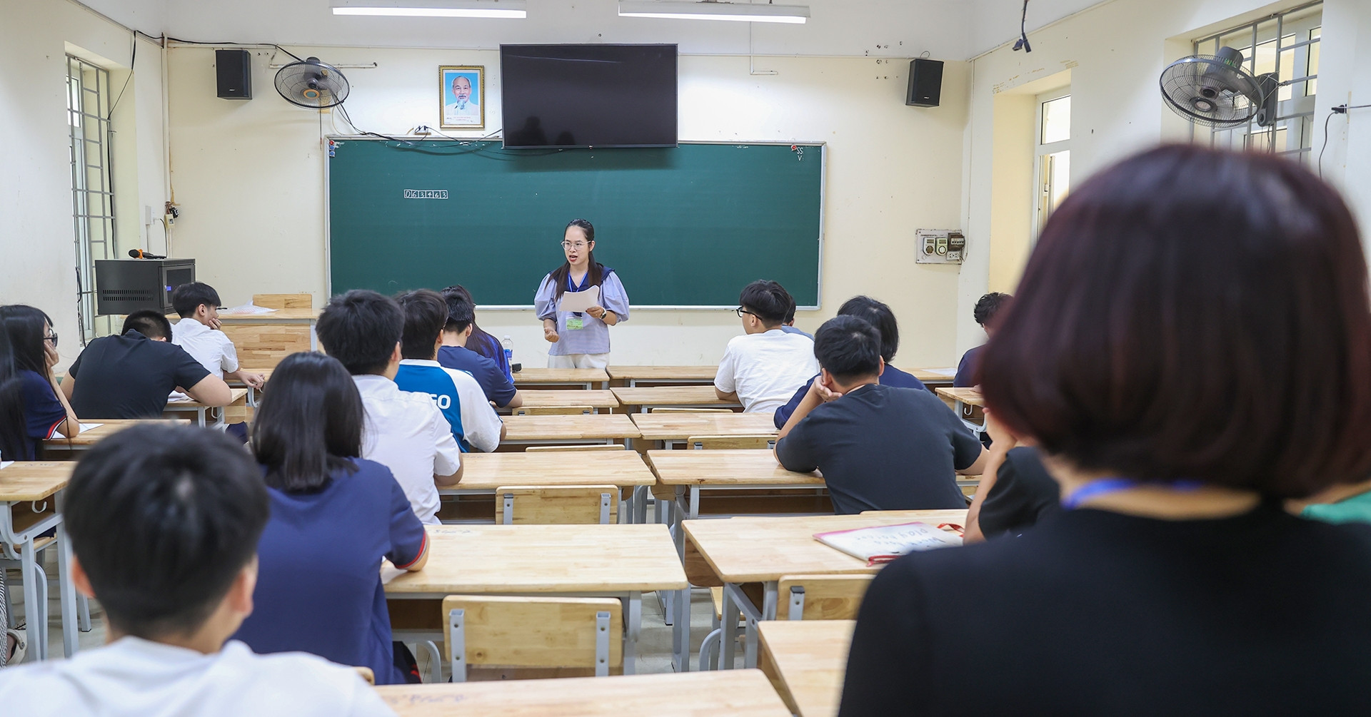 Học sinh trượt lớp 10 công lập: vẫn có chỗ học và cơ hội