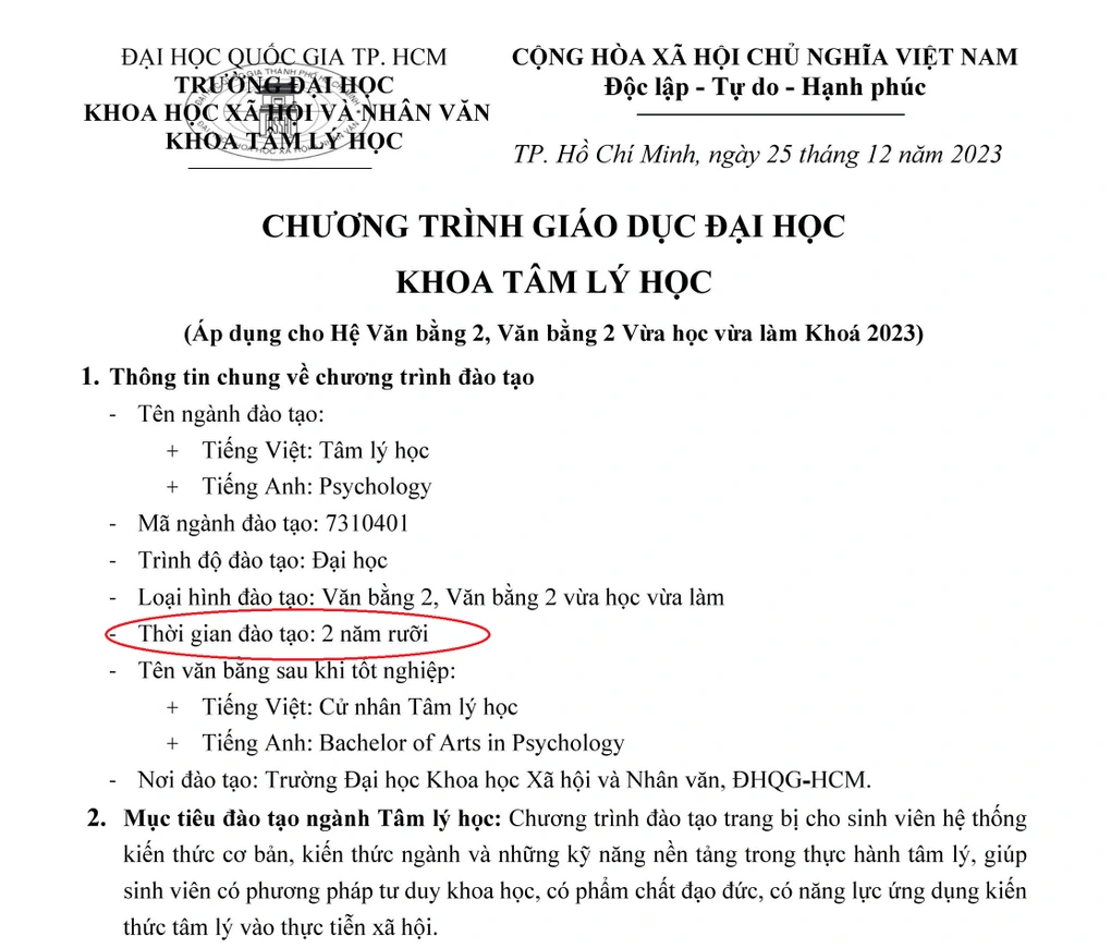 Sinh viên trước học phí tăng đột ngột và khoảng trống minh bạch từ nhà trường