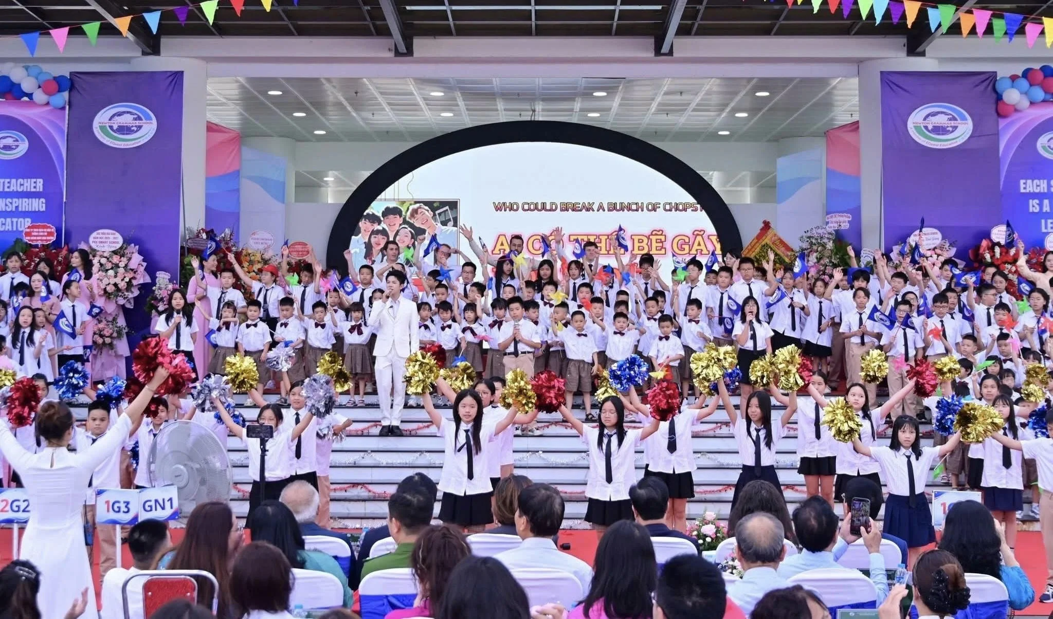 Trường Newton dẫn đầu đoàn Việt Nam tại Olympic Toán và Khoa học quốc tế