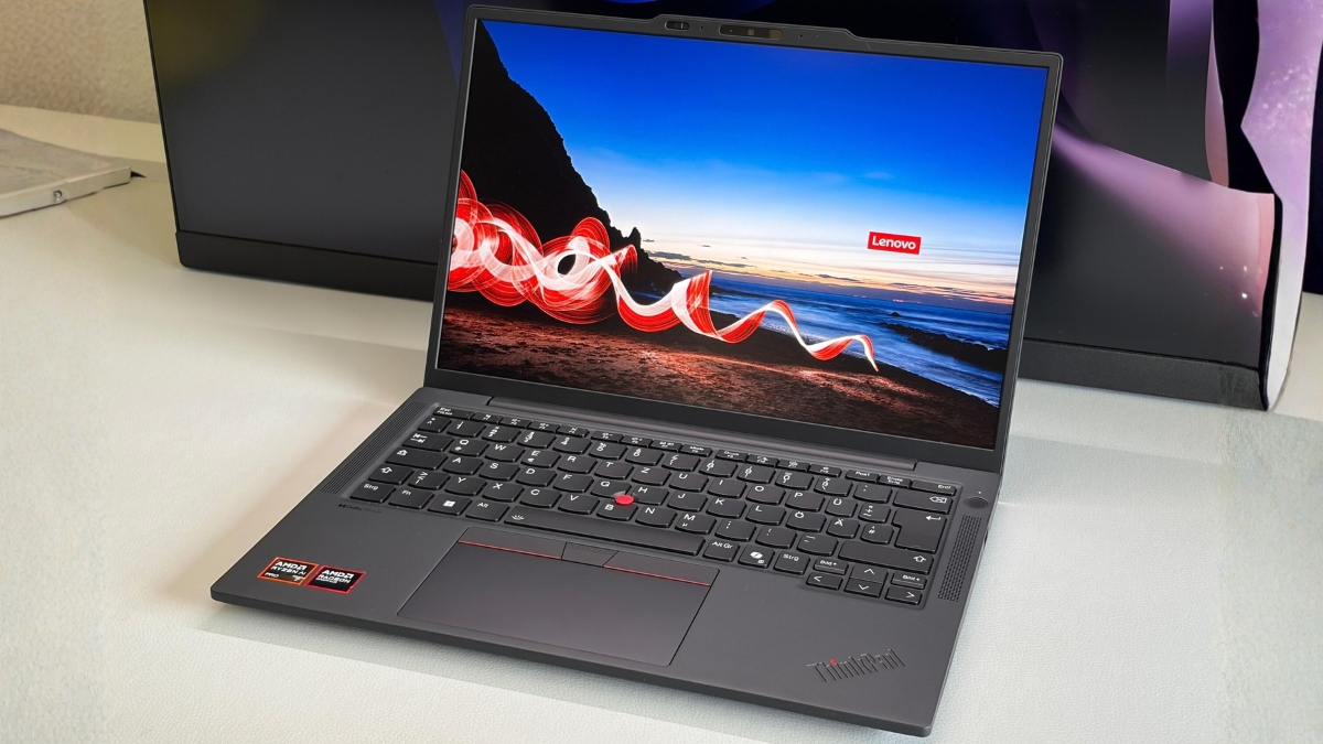 Lenovo ThinkPad X13 Gen 7 AMD vs T14s Gen 6: chọn laptop kinh doanh nào?