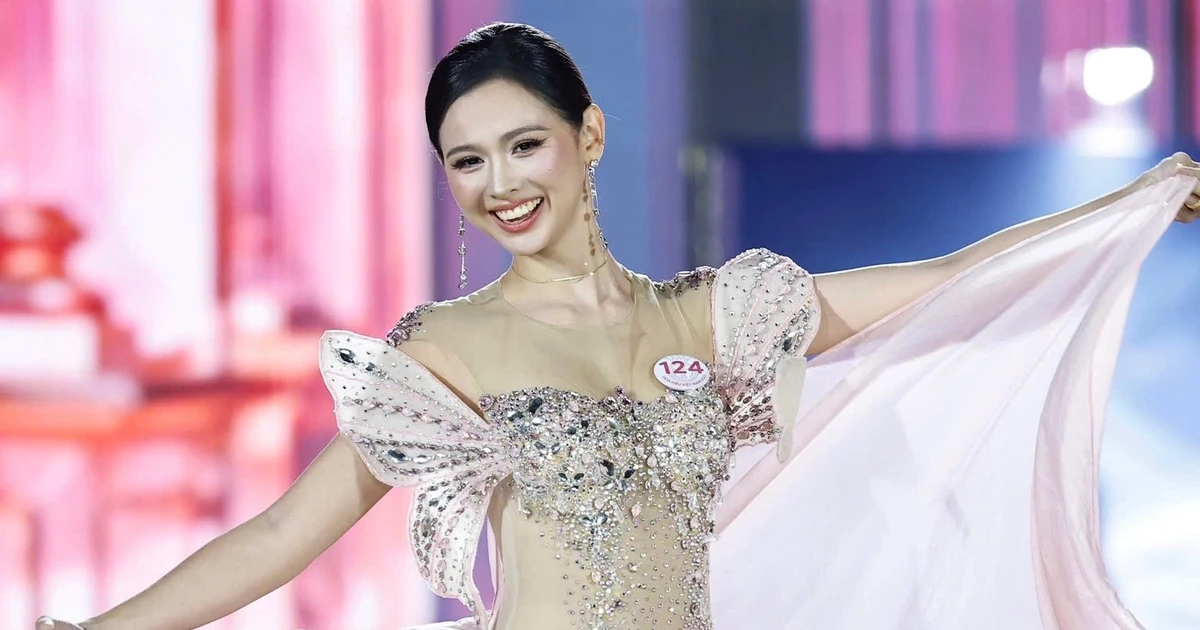 32 thí sinh tỏa sáng với váy dạ hội: thời trang hay cuộc thi sắc đẹp?