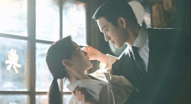 100 Ngày Lừa Dối Phá Kỷ Lục Rating tvN: Hóa Học Diễn Xuất Và Nỗ Lực Hậu Trường