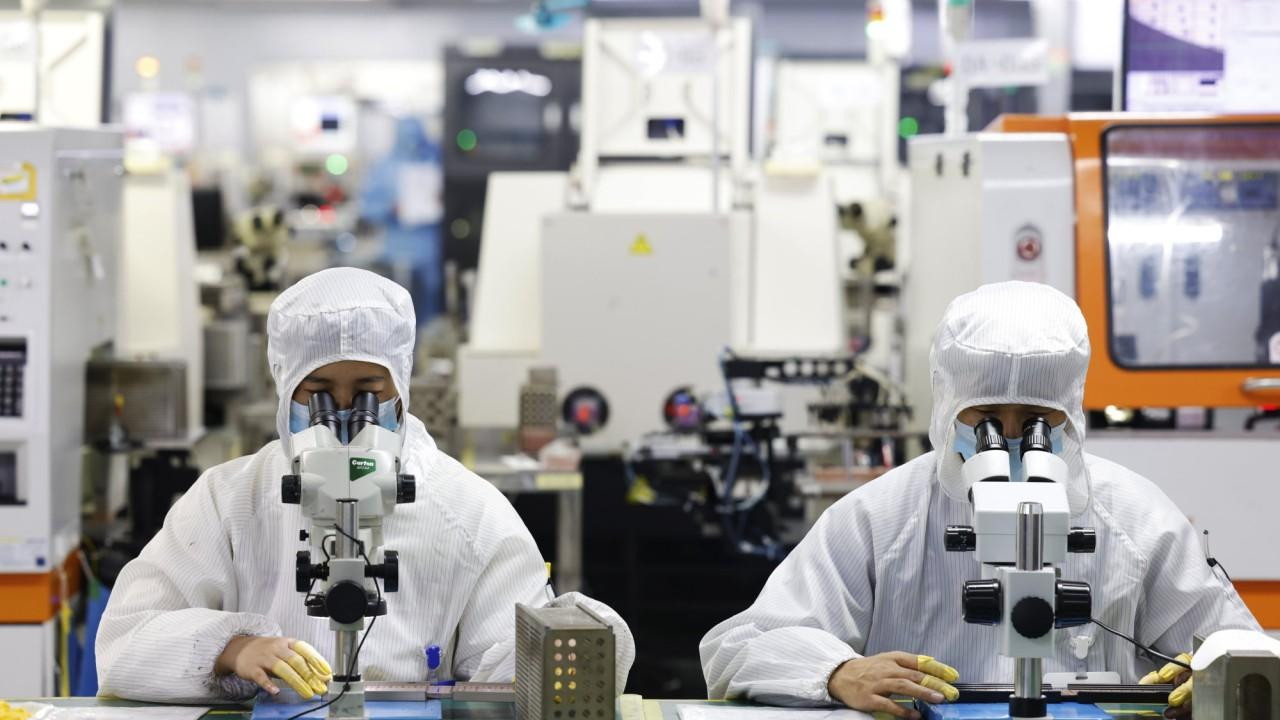 Việt Nam dẫn đầu tốc độ xuất khẩu bán dẫn châu Á