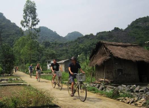 Làng Việt Hải: từ nơi tránh bão đến hình mẫu du lịch xanh cộng đồng