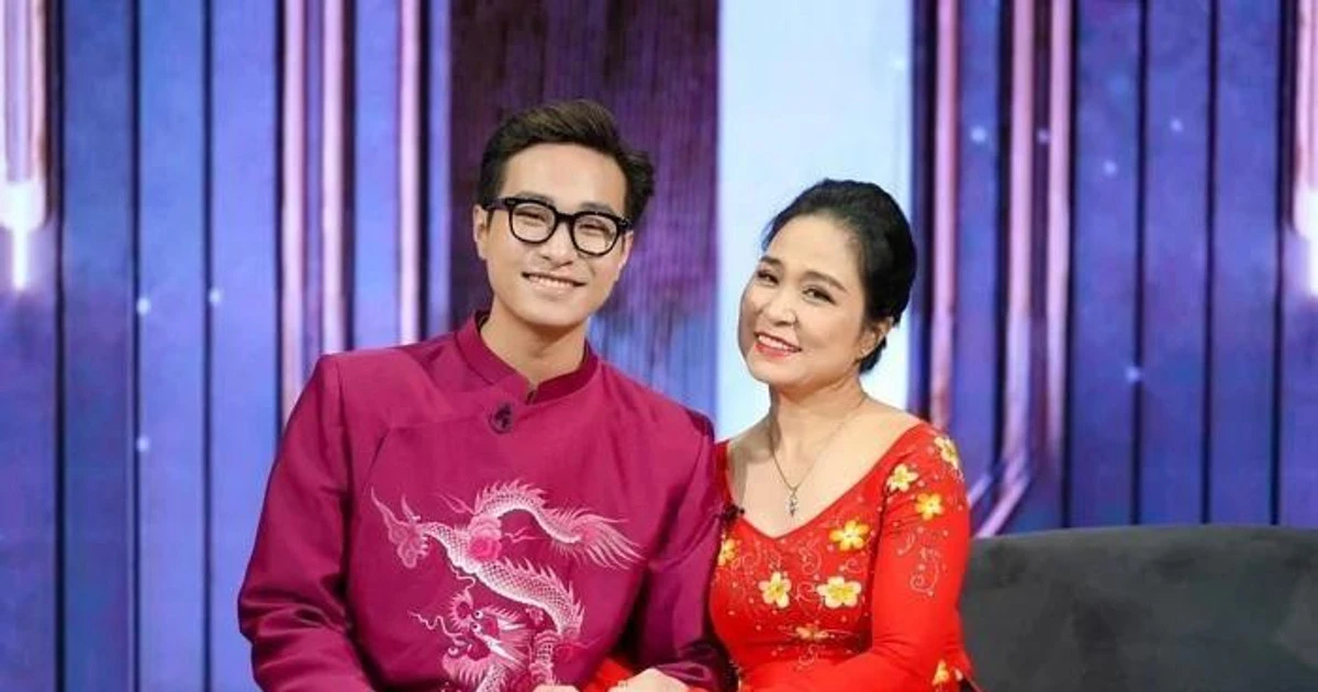 Gia đình ba thế hệ nghệ sĩ và động lực cho ca sĩ trẻ