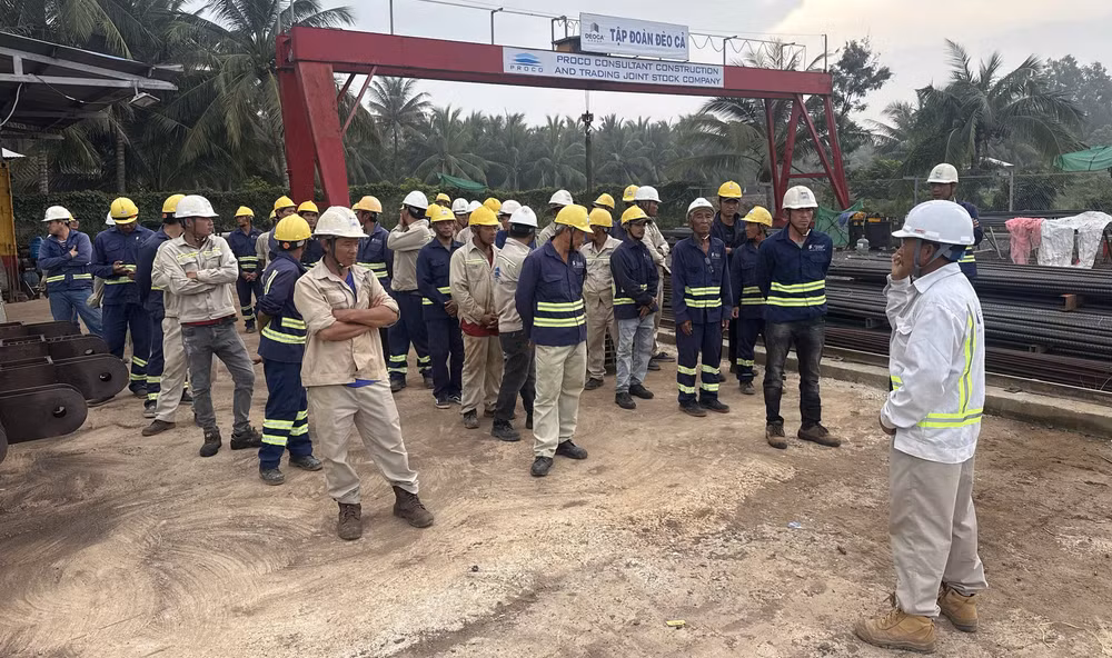 Chạy đua với thời tiết cực đoan trên các công trường hạ tầng