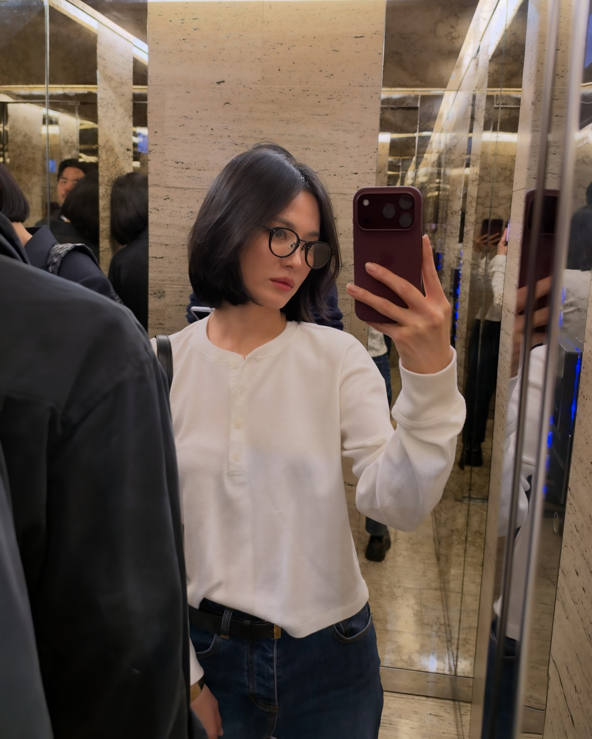 Phong Cách Sang Trọng Của Song Hye Kyo Tại Châu Âu