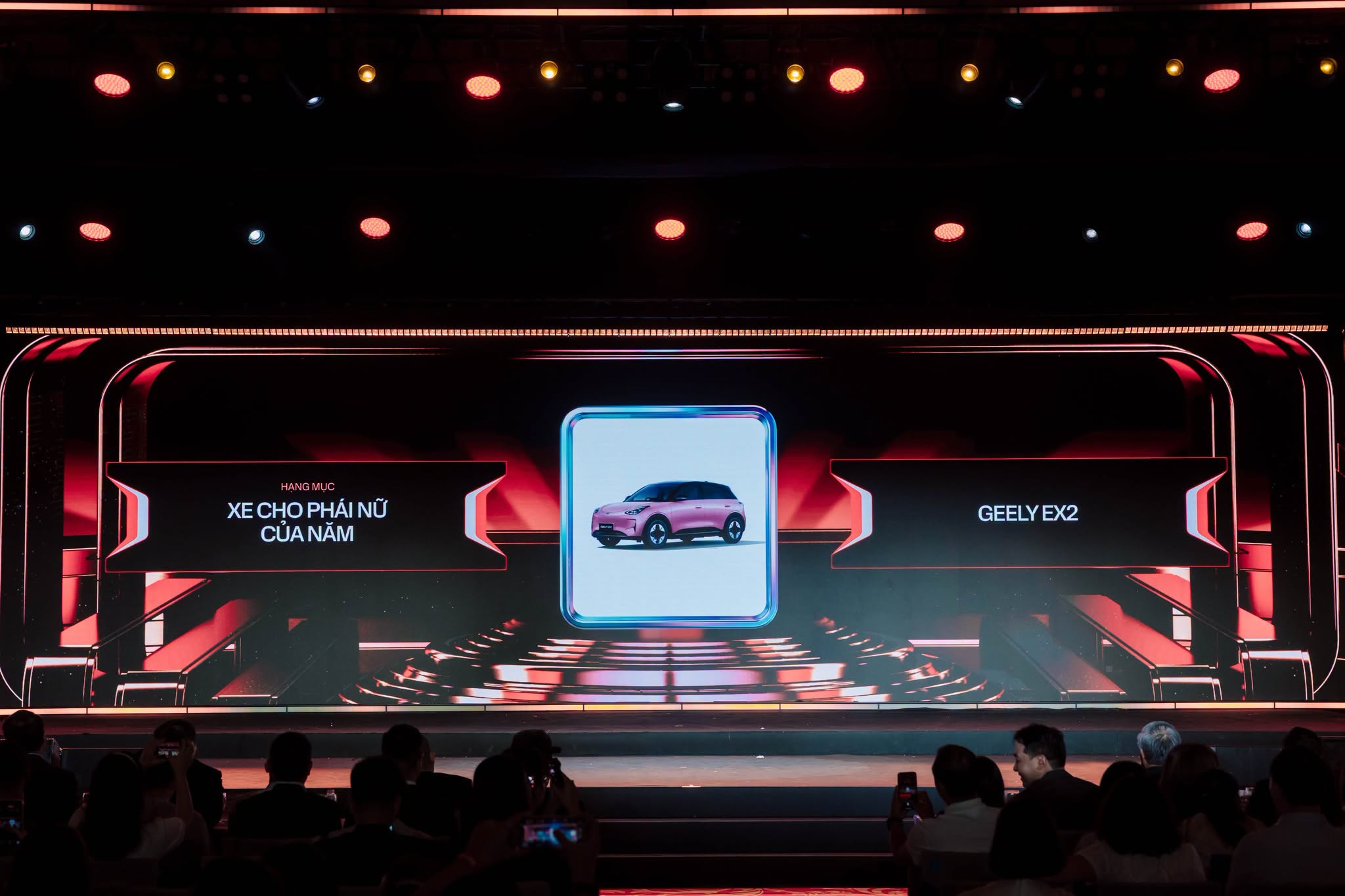 Lynk & Co và Geely: ưu đãi xe tháng 10 nào đáng xuống tiền?