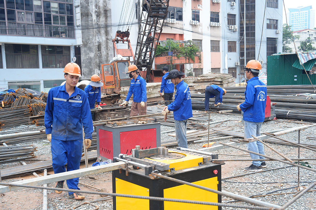 Hà Nội vượt mốc tăng trưởng 10,02%: bước chạy đà cho mục tiêu hai con số