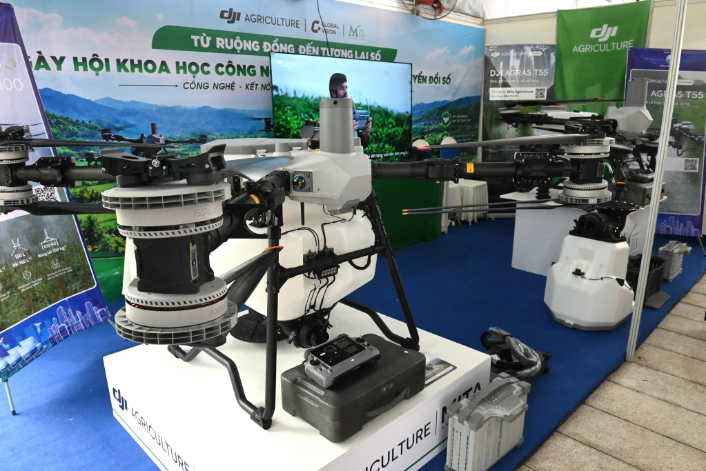 Phường Gia Lộc áp dụng UAV, bản đồ số và AI vào quản lý đô thị