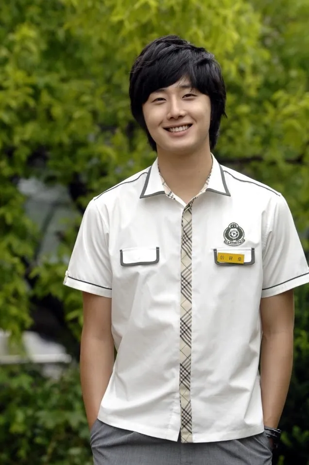 Jung Il Woo tiếp tục mở rộng hành trình tại Việt Nam với điện ảnh