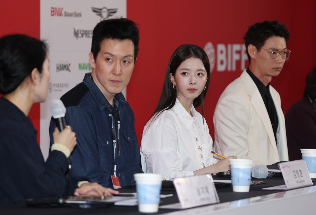 Diễn Viên Quốc Tế Chinh Phục Điện Ảnh Hàn: Từ Micheda Shunsuke Đến Kasamatsu Sho Tại Busan