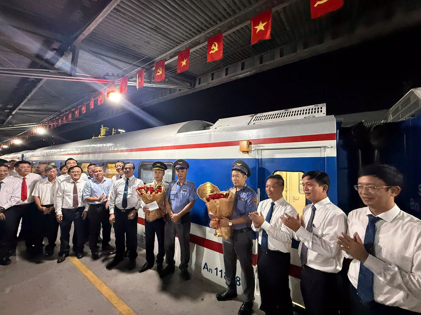 Tàu chất lượng cao Sài Gòn - Nha Trang: cuộc cách mạng 411 km