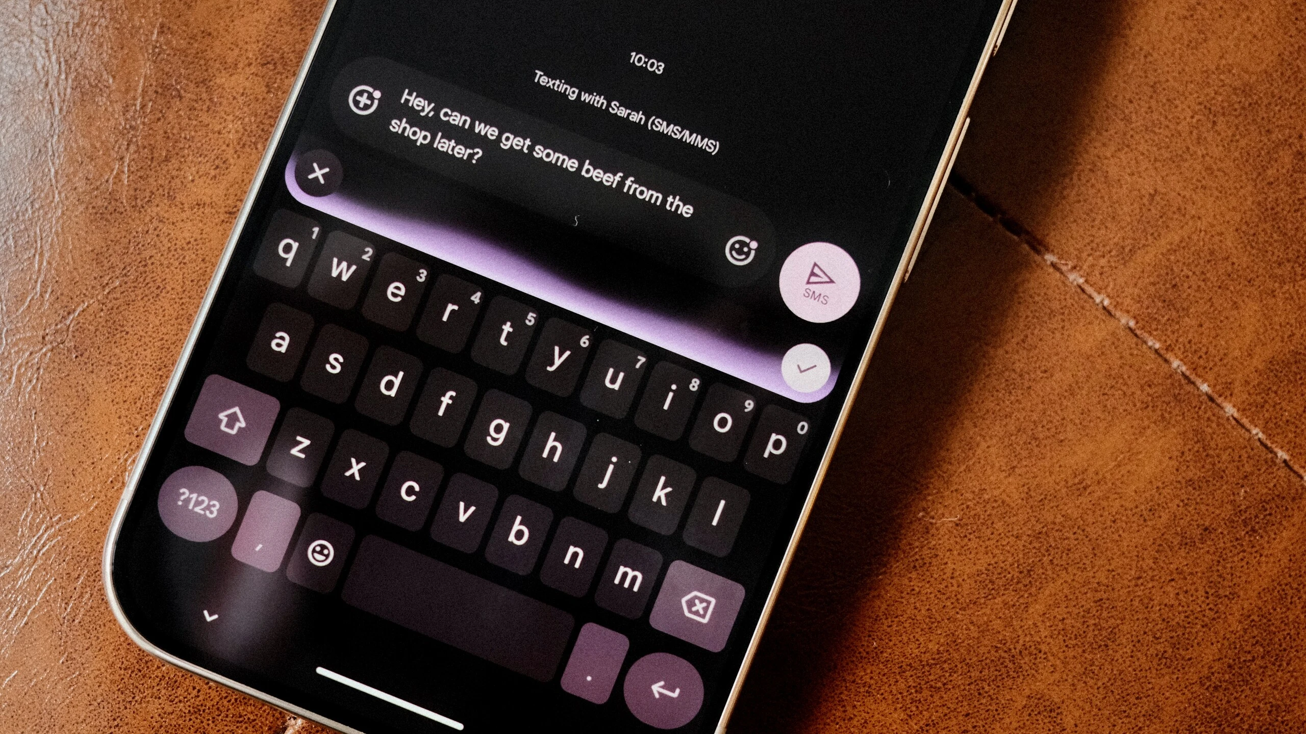 Cách dùng dictation AI Rambler của Pixel 11 trên mọi máy Android