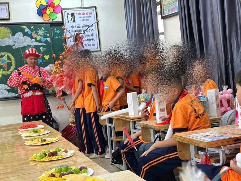 Quỹ lớp chi tiêu quá nhanh: Phụ huynh phải đòi quyền minh bạch
