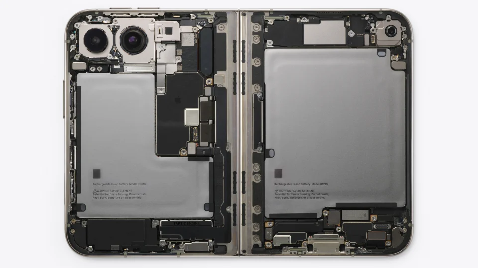Công nghệ bản lề iPhone Duo: Khi tản nhiệt trở thành lợi thế cạnh tranh