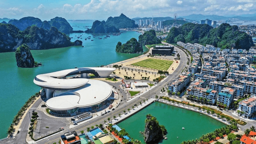 Quảng Ninh dẫn đầu tăng trưởng GRDP: Bước ngoặt từ dịch chuyển chiến lược kinh tế