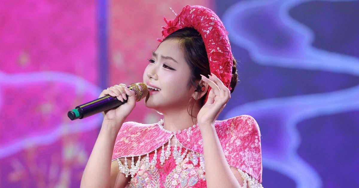 Khánh An khẳng định bolero là lõi bản sắc tại Sao Mai