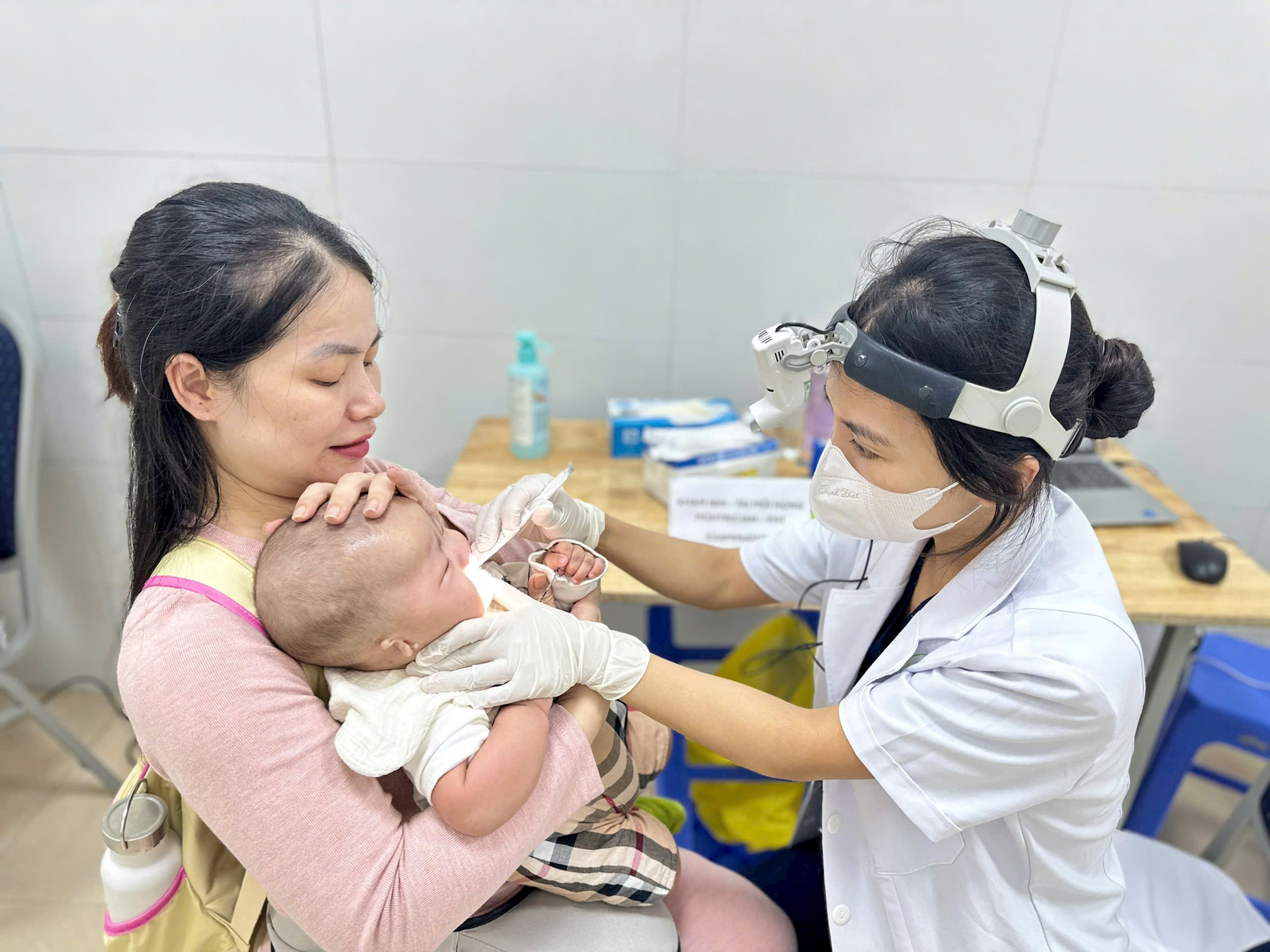 Từ phẫu thuật hở hàm ếch đến chỉnh sửa mũi môi: hành trình vá nụ cười trẻ em