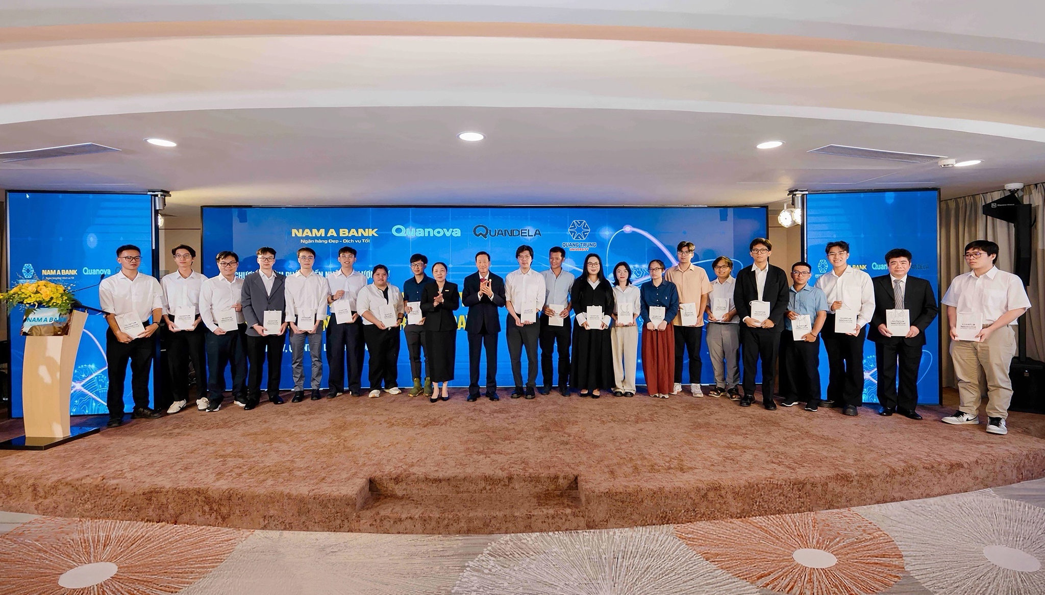 Nam A Bank và Quanova mở đường cho nhân tài lượng tử
