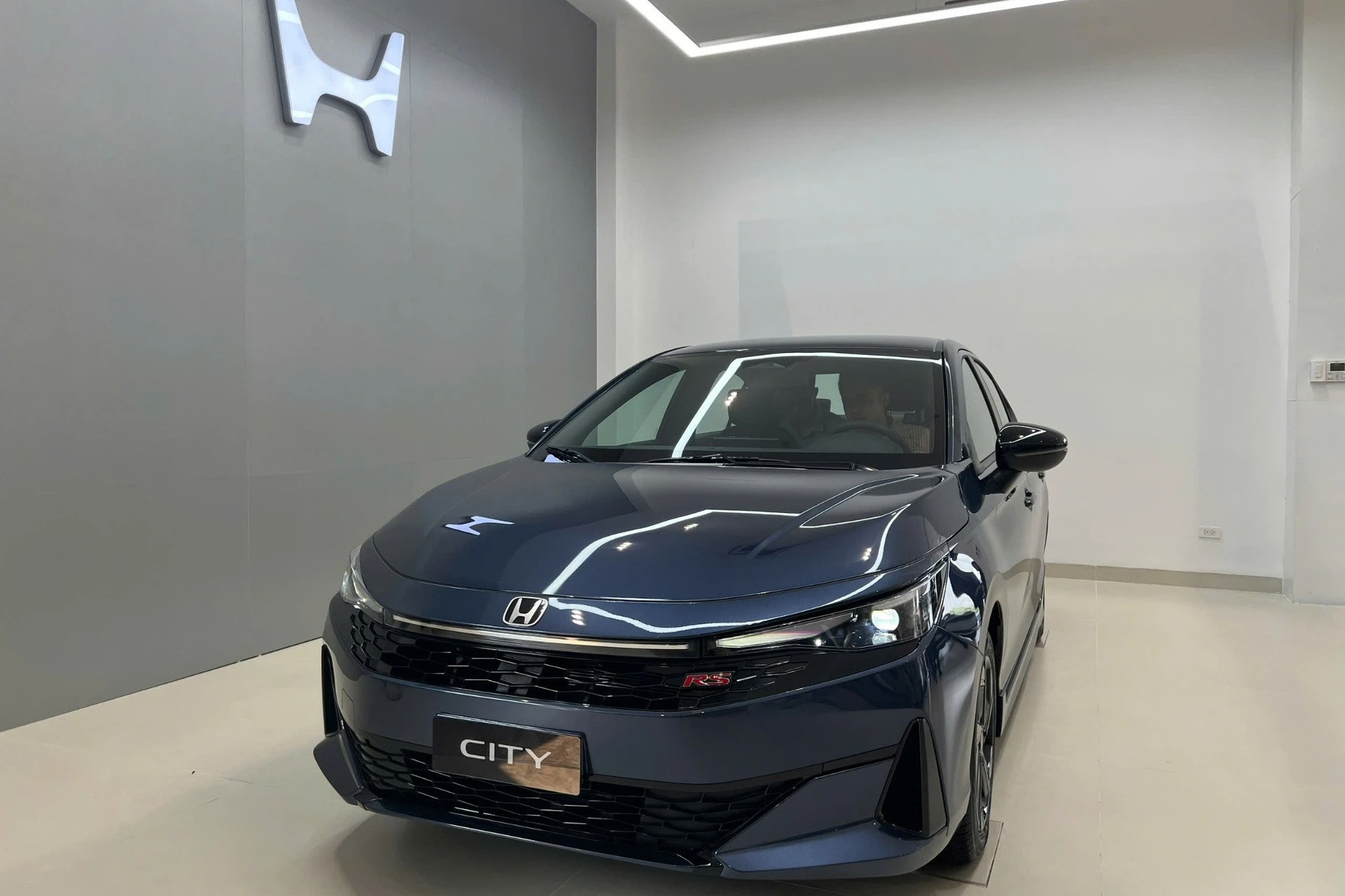 Honda City bản nâng cấp: thêm công nghệ, giữ nguyên giá