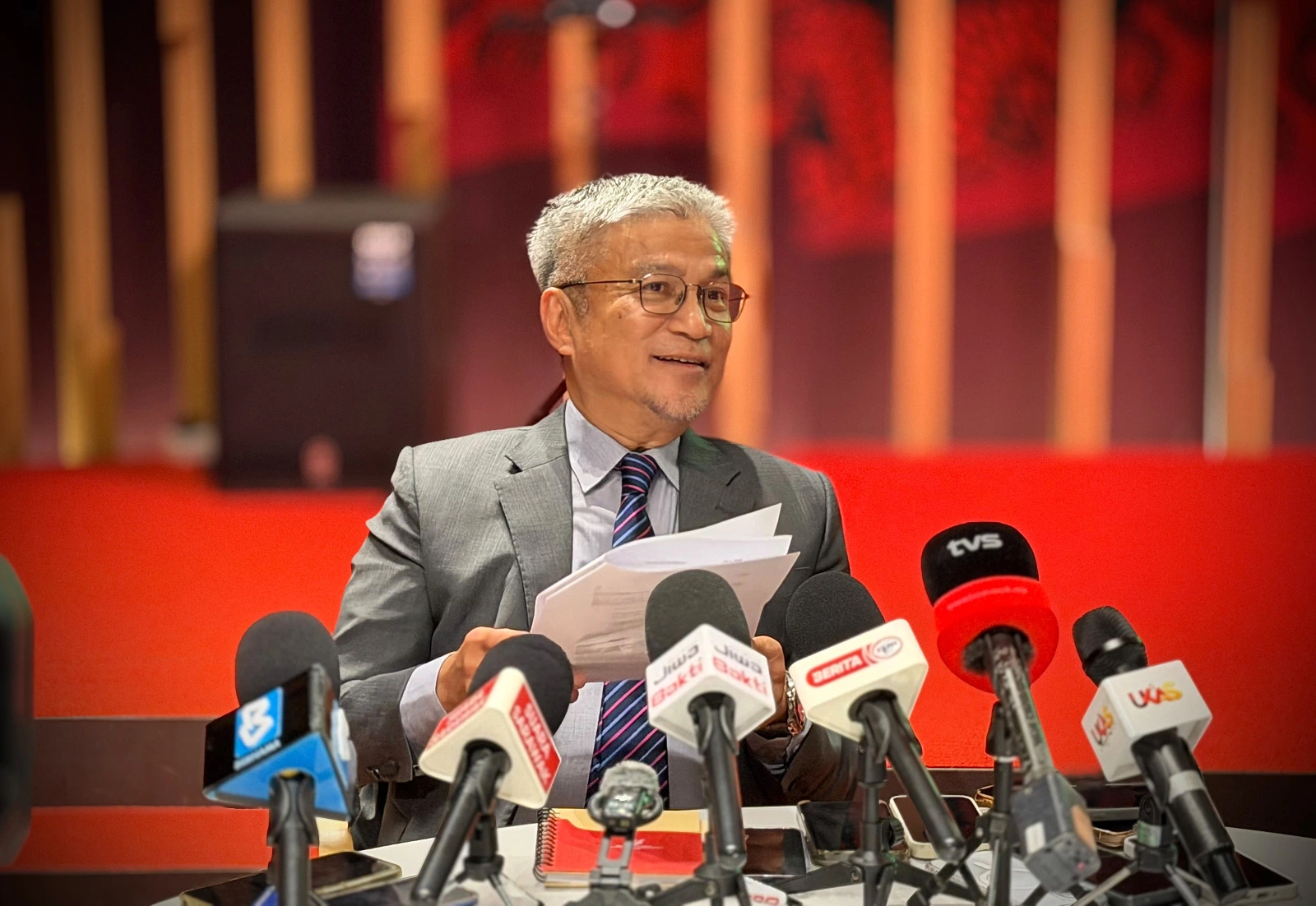 Pemegang UEC Masuk Universiti Tanpa Kredit BM, Tetapi Wajib Lulus Sebelum Graduasi