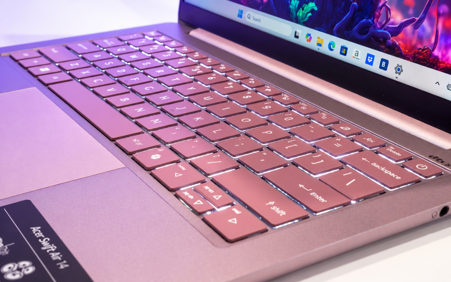 Acer Swift Air 14 vs ASUS VivoBook 14: chọn laptop sinh viên 14 inch nào?