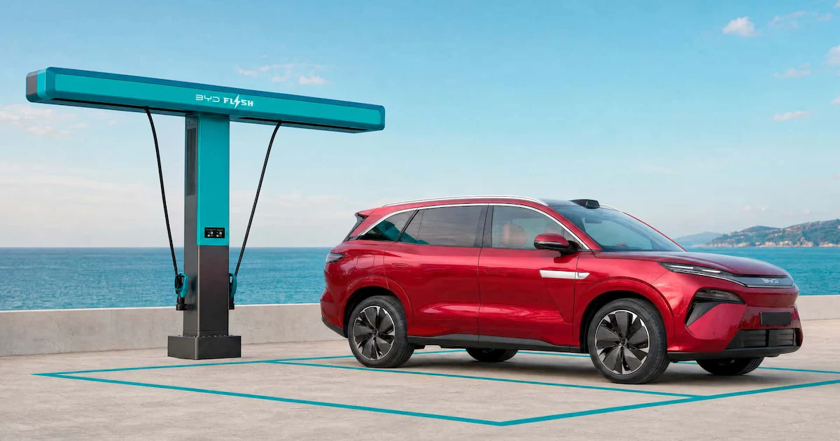 BYD Atto 8: SUV điện 7 chỗ sạc đầy trong 9 phút có đáng chờ?