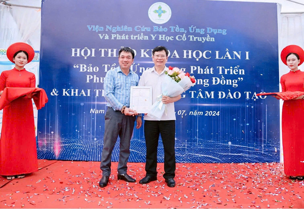 Chiến lược phát triển y học cổ truyền: khoa học gặp truyền thống
