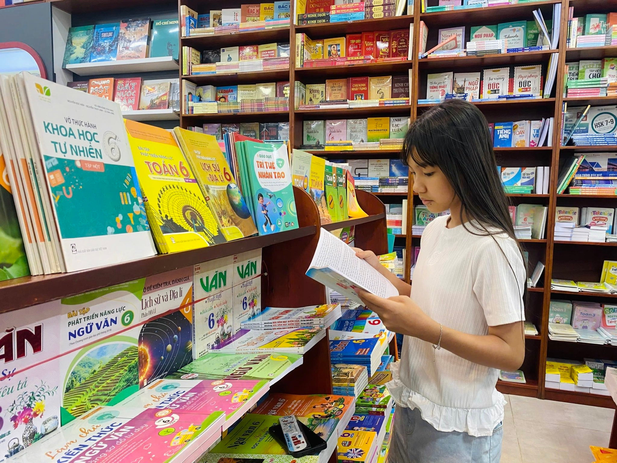 Môn học tích hợp THCS sau 5 năm: Nên giữ, tách hay làm lại từ gốc?