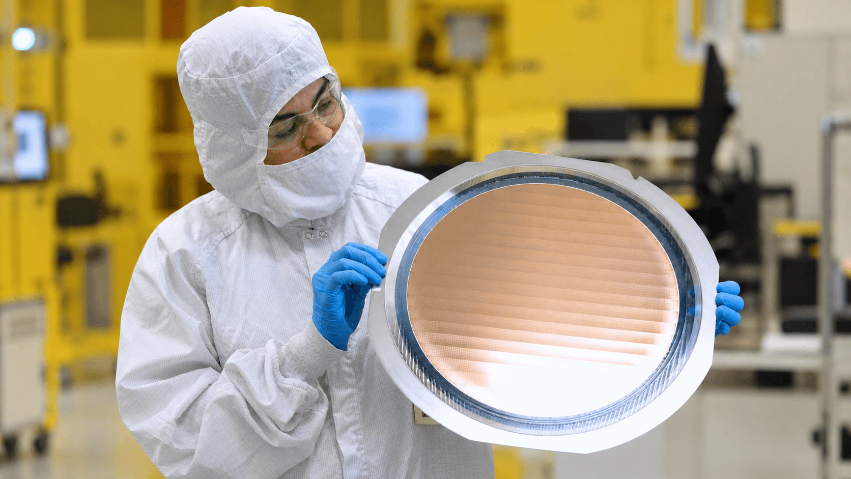 Từ con chip MOS đầu tiên đến tham vọng bán dẫn 2 nm