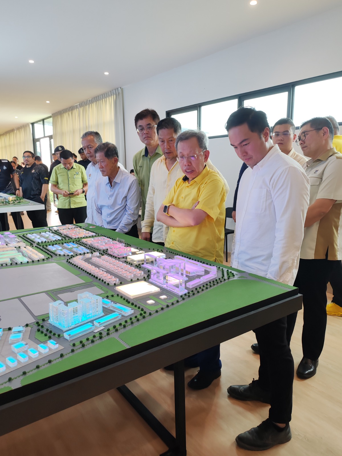Pasar Basah Modern Pines Square: Infrastruktur Baharu, Nilai Lama