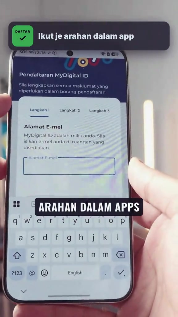 Skrin borang Pendaftaran MyDigital ID langkah 1 ruangan alamat e-mel pada telefon pintar